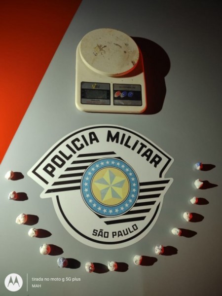 Força Tática prende homem em flagrante por tráfico de drogas, em Lucélia