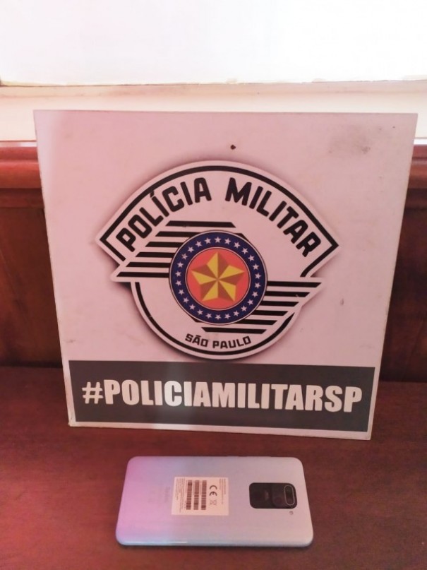 PM recupera celular furtado em loja e prende mulher em Tupi Paulista 