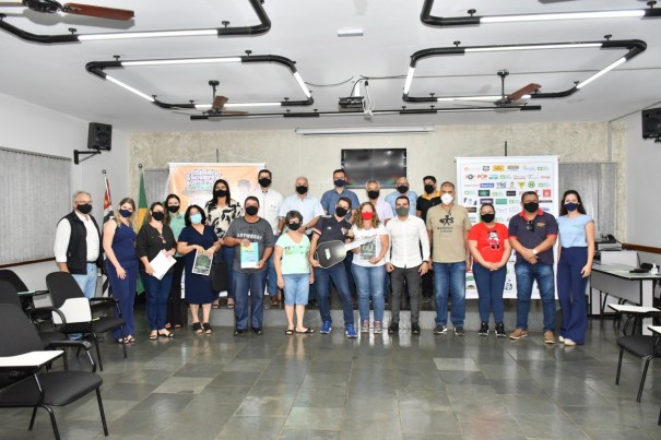 ACEOC entrega pr�mios do 1� sorteio da Campanha: 'O com�rcio � nosso e a $orte � sua!'