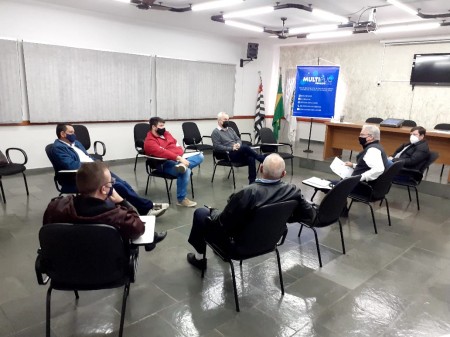 Multiplic apresenta primeiro projeto da Câmara Técnica do Eixo Educação