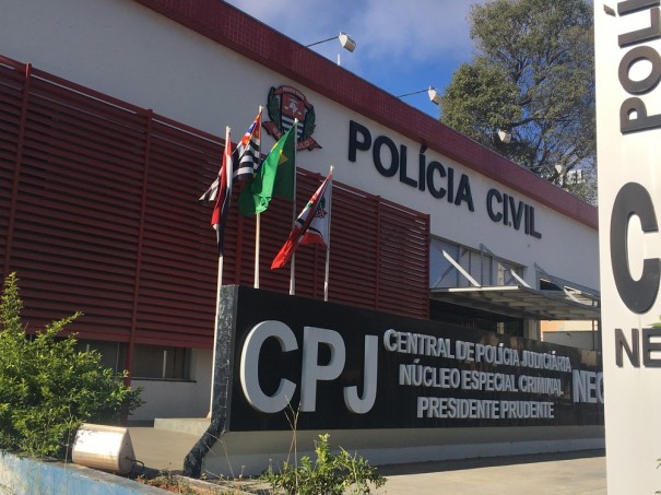 Pol�cia Civil abre inqu�rito e identifica estudantes universit�rios envolvidos em castra��o de cachorro em rep�blica