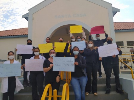 Funcionários da Santa Casa de Misericórdia de Pacaembu fazem paralisação