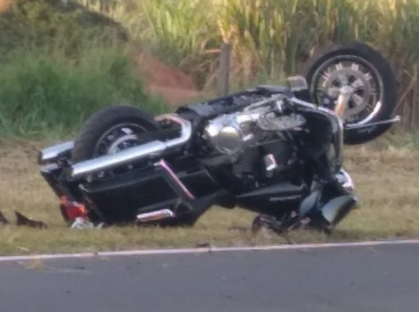 Delegado seccional da Pol�cia Civil de Dracena � socorrido em estado grave ap�s tombamento de motocicleta em Flora Rica