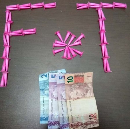 Força Tática da PM de Tupã apreende 54 pinos de cocaína e prende indivíduo