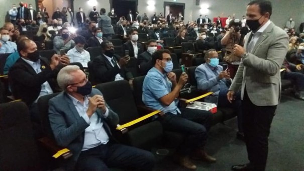 Vicinal do C�rrego Seco, em Parapu�, comp�e primeira fase de programa do Estado