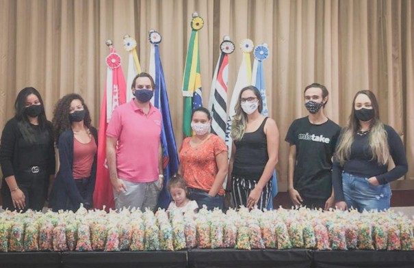 Rotaract de Osvaldo Cruz presta homenagens aos profissionais da linha de frente da Covid-19