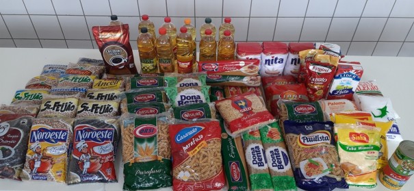 Pres�dios da regi�o oeste doam cerca de 4,5 toneladas de alimentos