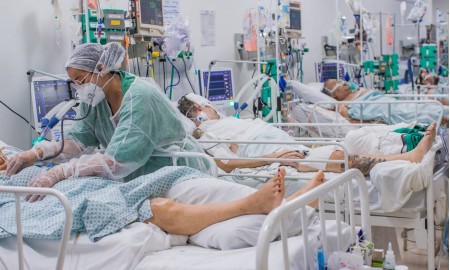 EUA enviarão ao Brasil mais de R$ 100 milhões em medicamentos do 'kit intubação' para pacientes com Covid-19