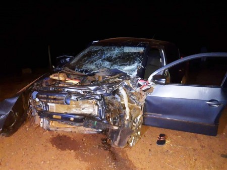 Homem morre em batida entre carro e caminhonete em Euclides da Cunha Paulista