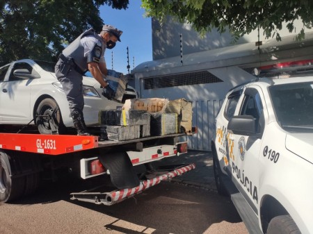 Polícia Militar Rodoviária apreende mais de 211 quilos de maconha dentro de veículo em Presidente Prudente