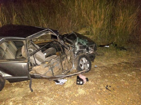 Batida frontal deixa quatro pessoas feridas na Rodovia Júlio Budiski, em Presidente Prudente