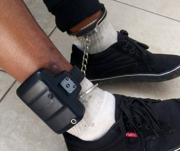 Rapaz � preso ap�s vender droga para detento em sa�da tempor�ria em Presidente Prudente