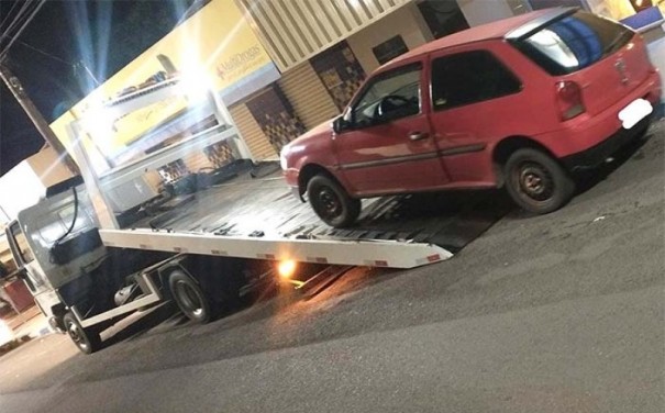 Pol�cia Militar apreende ve�culo durante fiscaliza��o de tr�nsito em Iacri