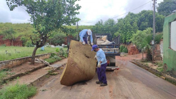 Volume de lixo retirado das ruas de Osvaldo Cruz at� agora no Bota-Fora seria capaz de lotar 406 caminh�es