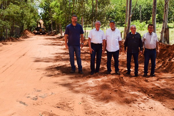 PARAPU: Engenheiro do DER realiza fiscalizao nas obras de recuperao da PRP-030