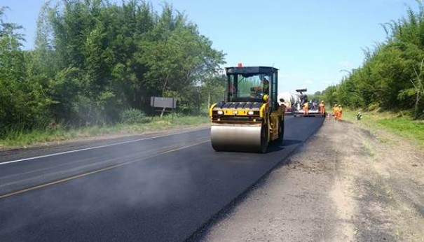 Pavimento  recuperado em rodovias de Martinpolis e Tupi Paulista