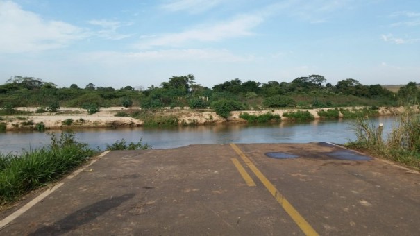 Obras de construo de ponte sobre o Rio Santo Anastcio tm incio aps quase seis anos