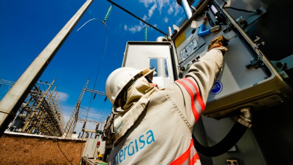 Previso de restabelecimento de energia em casos pontuais em Osvaldo Cruz e regio deve ocorrer nesta segunda-feira (04), segundo Energisa