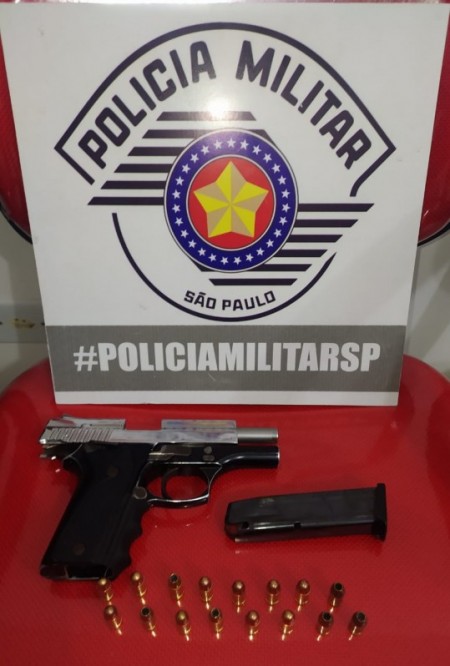 Polícia Militar apreende arma de fogo e prende homem em Osvaldo Cruz