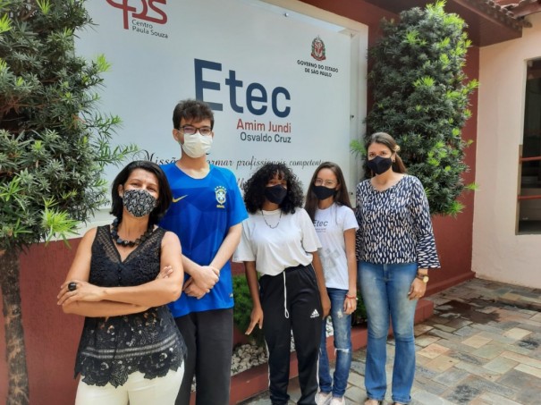 Etec Amim Jundi tem tr�s alunos premiados em competi��o da USP 