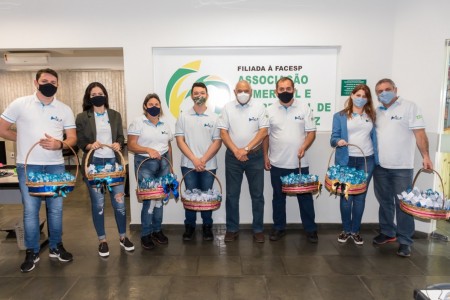 ACEOC realizou ação especial para o 'Dia dos Pais'