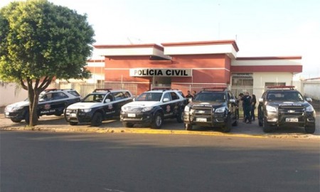 Cinco pessoas são presas em operação da Polícia Civil de Bastos