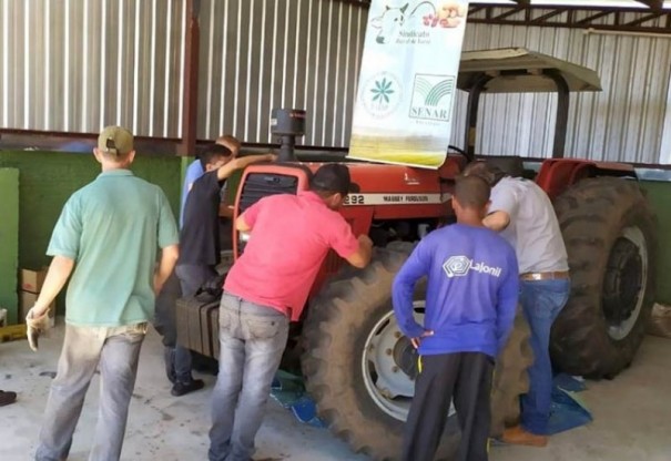 Sindicato Rural de Iacri realiza curso de Manuteno e Operao de Tratores