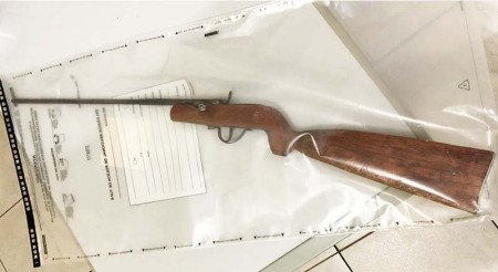 Polícia Civil de Parapuã apreende espingarda de fabricação caseira