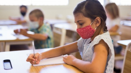 Volta às aulas de maneira presencial acontece hoje para alunos da Rede Municipal Infantil de Osvaldo Cruz