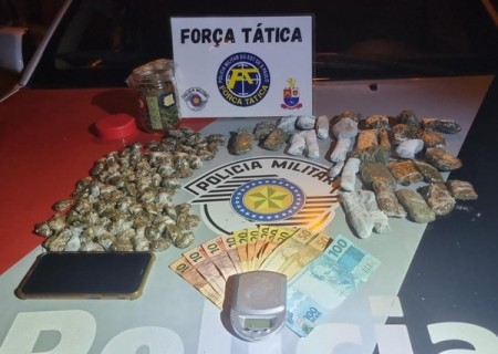 Adolescente de 15 anos confessa tráfico de droga e é apreendido com quase 800 gramas de maconha em Ouro Verde