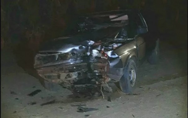 Motociclista morre ap�s bater de frente com carro em estrada de Guararapes