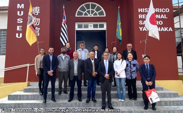 Cnsul-geral do Japo em SP visita Bastos, Tup e Araatuba