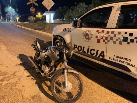 Polícia Militar apreende em flagrante menor por furto qualificado de uma moto em OC