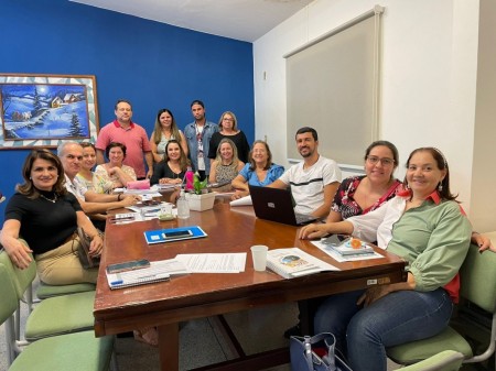 Secretaria de Educação de OC participa de reunião com a Dirigente Regional de Ensino