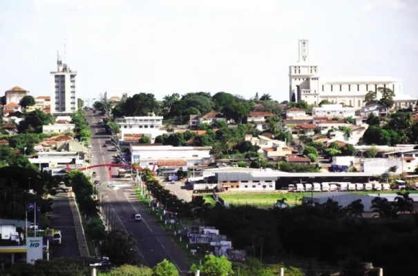 LUCLIA: Programa de Ensino Municipal de Cultura e Esportes  implantado