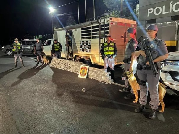 Homem � preso por tr�fico de droga com mais de 220 quilos de coca�na em Presidente Prudente