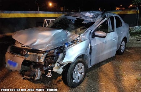 Cavalo na pista provoca acidente fere uma pessoa na SP-294, no trecho Iacri a Tupã