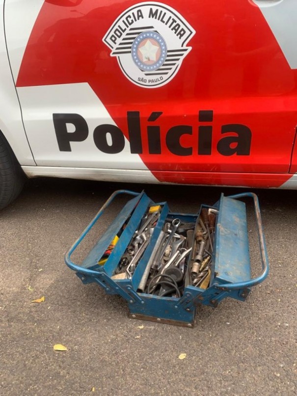 Pol�cia Militar prende homem em flagrante pelo crime de furto em Osvaldo Cruz