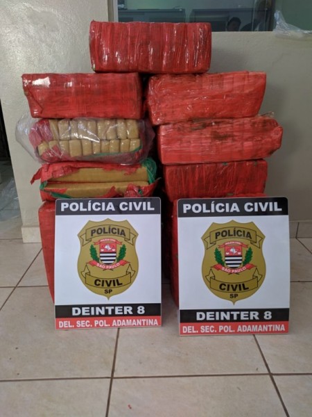  Policia Civil de Osvaldo Cruz/SP prende mulher com 249 kg de maconha