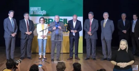 Lula anuncia Haddad, Rui Costa, José Múcio, Dino e Mauro Vieira como ministros do futuro governo