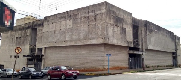 DRACENA: Pr�dio do antigo Shopping � adquirido por R$ 2 milh�es