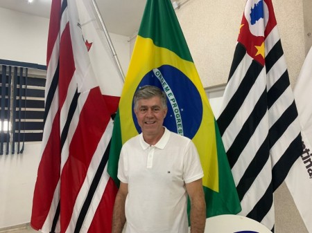 Prefeito de Adamantina, Márcio Cardim é novo presidente da AMNAP
