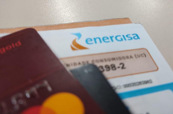 Clientes com uma ou mais contas de luz atrasadas podem parcelar dbitos em at 24 vezes 