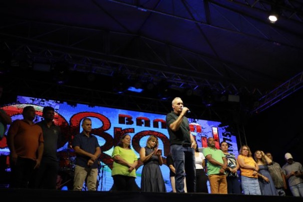 Sagres d� in�cio ao Natal de Luz 2022