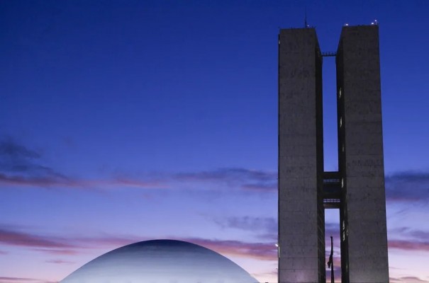 'PEC da Transio' tem votos para ser aprovada no Senado, mas desidratada