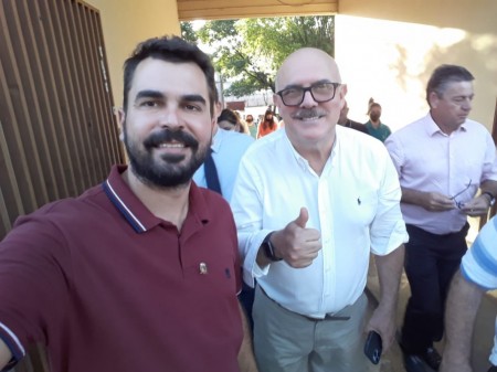 Vereador de Osvaldo Cruz se encontra com ministro da Educação e reforça pedido de Creche para o Bairro Beija-Flor 