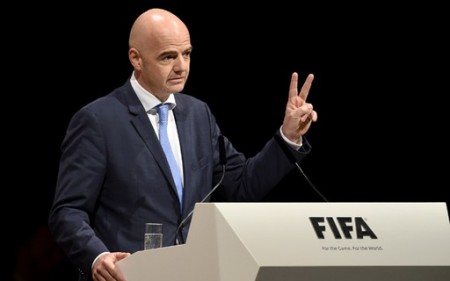 Efeito Covid-19: Fifa estuda caso e acena com liberação de lista de 26 jogadores convocados para Copa