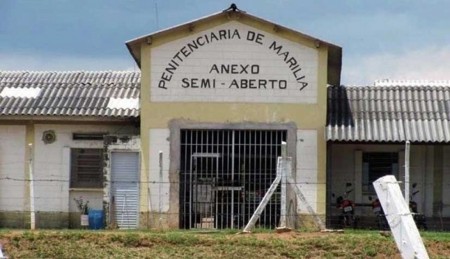 Agente é atropelado ao tentar impedir fuga de detentos do semiaberto em Marília