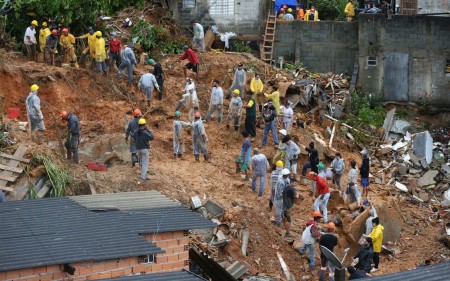 Chuvas causam 24 mortes no estado de São Paulo