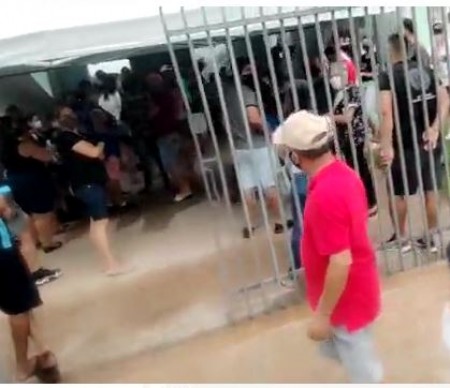 Você Repórter: População reclama da aglomeração e demora no atendimento na Unidade Sentinela de OC